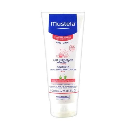 Увлажняющее успокаивающее молочко для тела Mustela